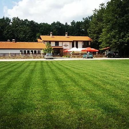 Izvor Hotel Изворъ Shipot Экстерьер фото
